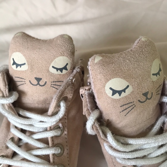 Old Navy High Top Shoes - Picture 4 of 7